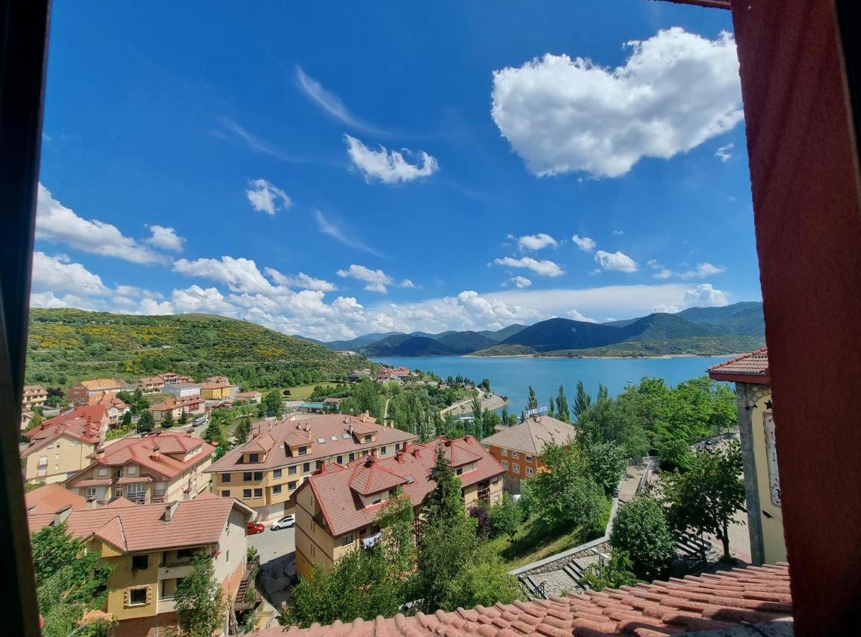 Hostal Sainz Riaño Kültér fotó