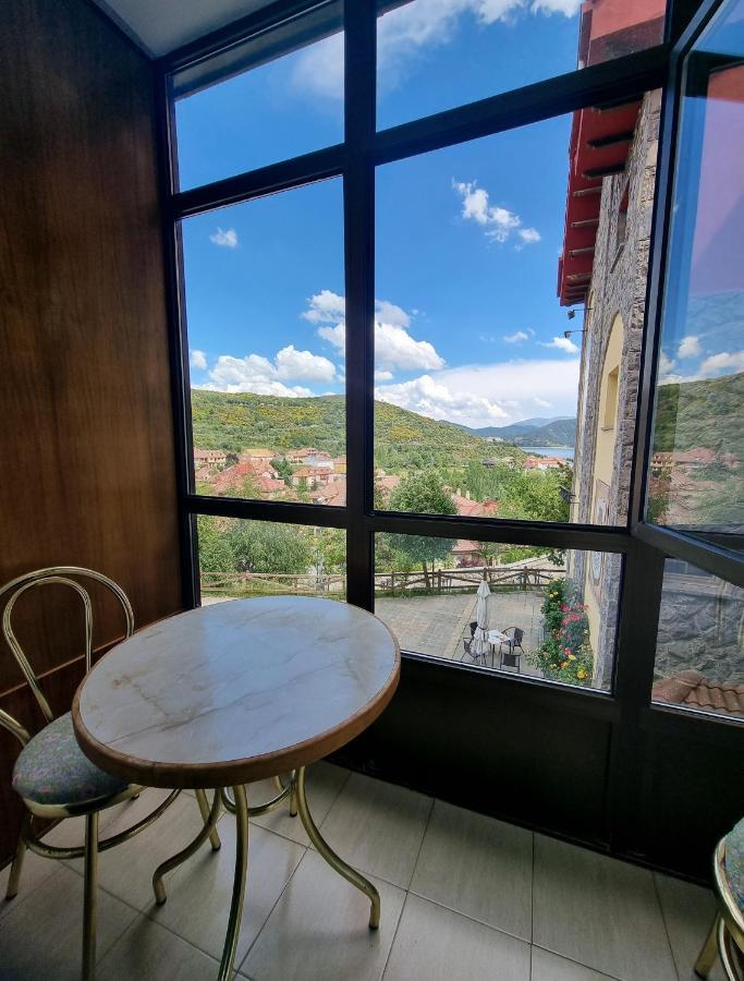 Hostal Sainz Riaño Kültér fotó
