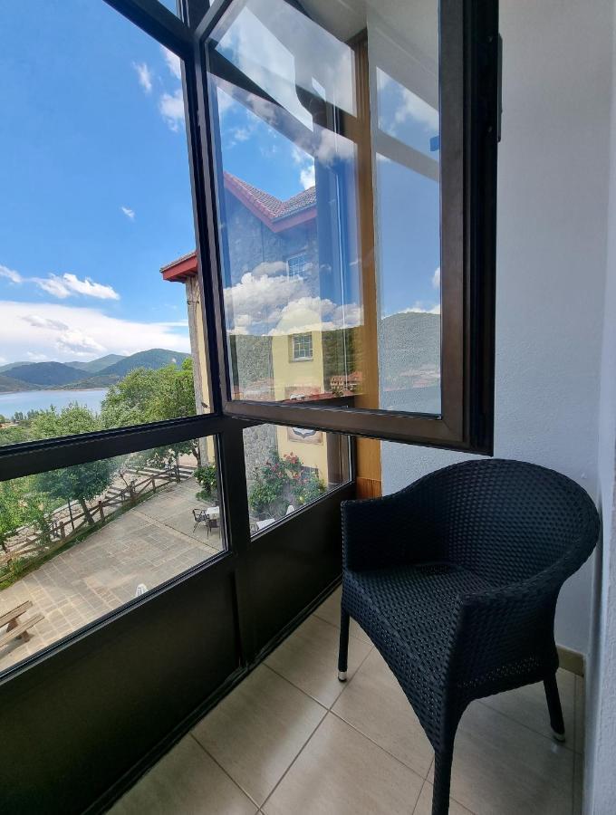 Hostal Sainz Riaño Kültér fotó